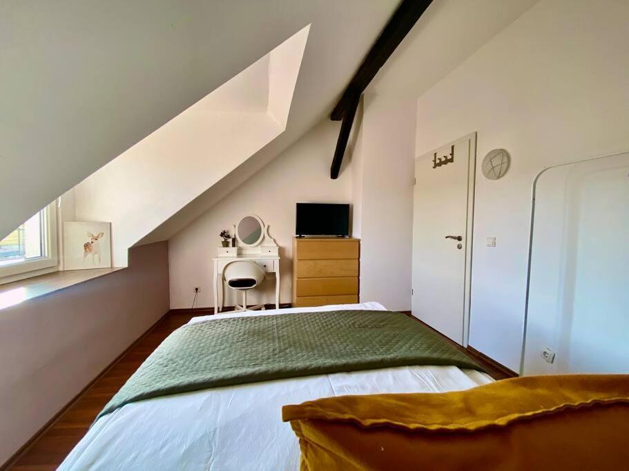 12: Privatzimmer Fuer Reisende Durch Koblenz Koblenz  Eksteriør billede